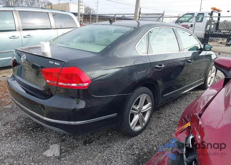 2013 Volkswagen Passat 2.0L Tdi Sel Premium z USA, uszkodzony, nr VIN 1VWCN7A36DC030525